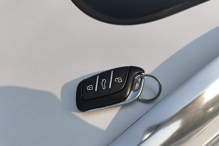 Used Roewe RX5 MAX 2019 300TGI Automatic Smart Cabin Flagship Edition
