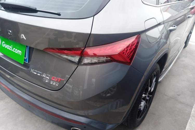 Used Skoda Kodiaq GT 2019 TSI330 Two-Wheel-Drive Luxury Edition China VI Standard Exterior 3