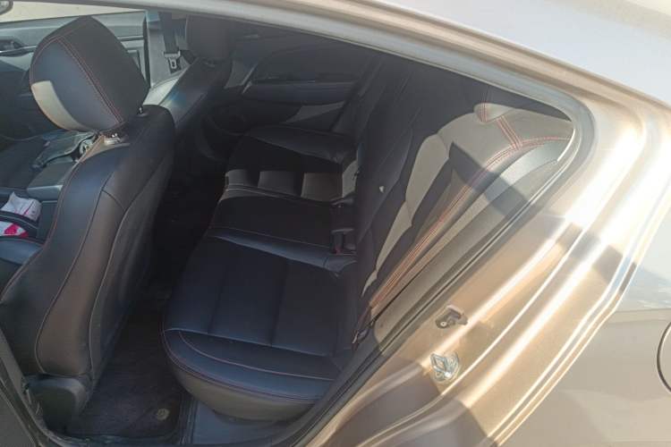 Used Hyundai Elantra (6th Generation / Lingdong) 2018 1.4T Dual-Clutch Xuan Dong · Dynamic Edition Left Rear Seat