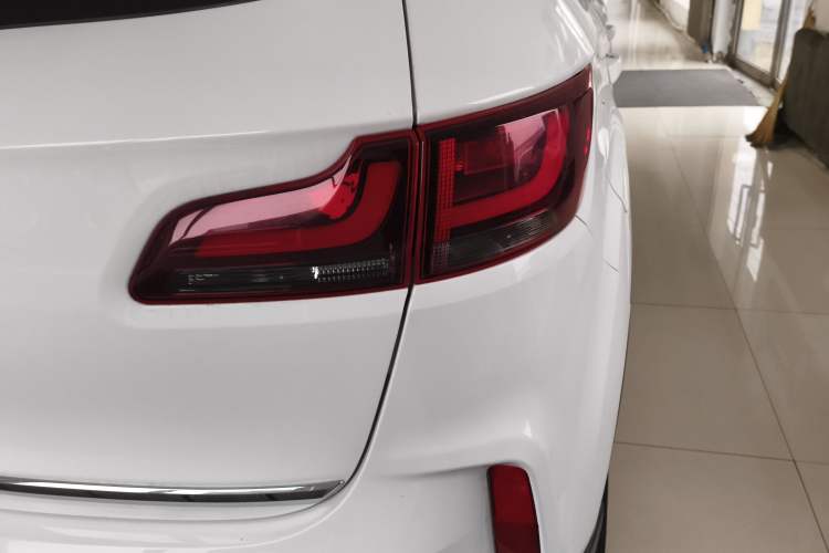 Used Bestune X40 2019 1.6L Manual Luxury Edition China V