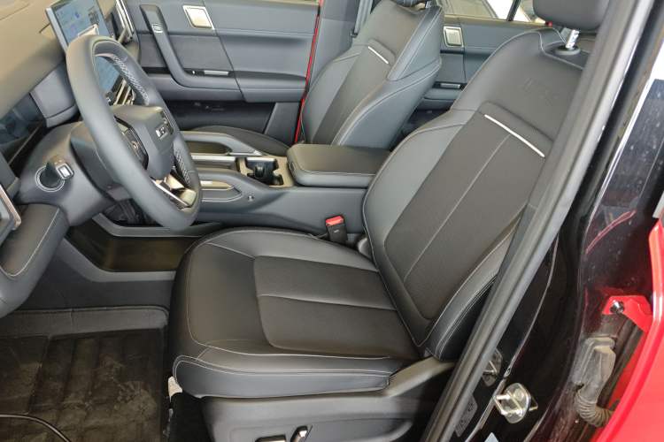 Used iCAR 03T 2024 501km Four-wheel Drive Long-Range Version Left Front Seat