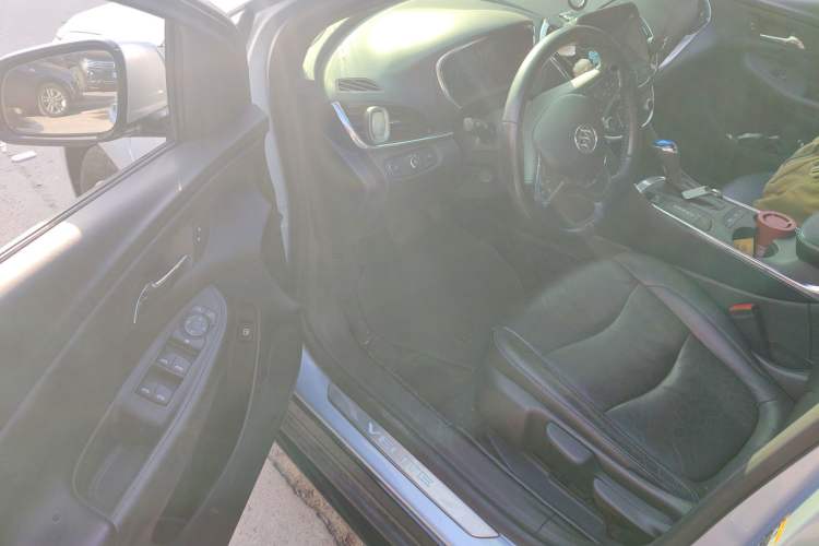 Used Buick VELITE 5 2017 Urban Extended-Range Model