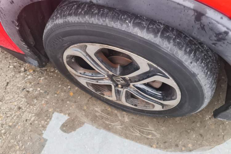 Used Honda XR-V 2015 1.8L EXi CVT Comfort Version Right Front Wheel Hub