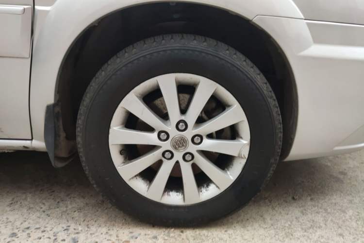 Used Buick GL8 2012 2.4L BASE Comfort Edition
