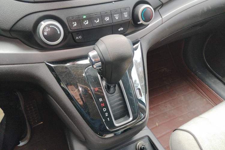 Used Honda CR-V 2012 2.0L two-wheel drive urban version Gear Lever