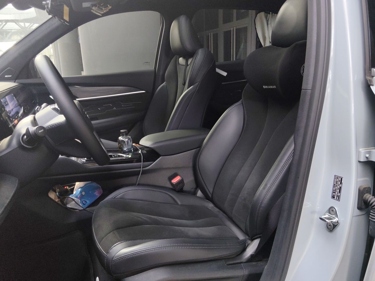 Geely Auto Monjaro L Extended Range Electric Version 2022 1.5T DHT Range-Extending Electric Supreme Edition — снимка 17