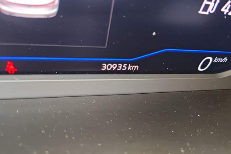 Used Volkswagen Tayron 2023 Revised Version 380TSI All-Wheel Drive R-Line High-Energy Edition Odometer Close Up