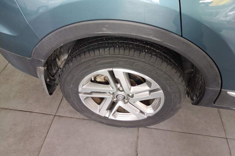 Used CHANGAN CS55 2017 1.5T Automatic Colorful Edition Right Rear Wheel Hub