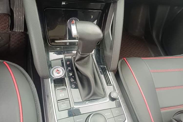 Used BORGWARD BX7 2016 28T Four-wheel Drive Luxury Edition 5 Seats
