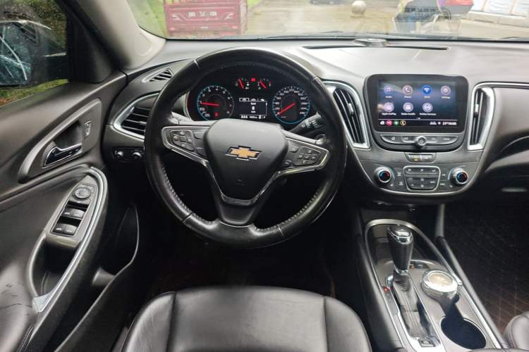 Used Chevrolet Malibu XL 2019 535T CVT Active Version Steering Wheel