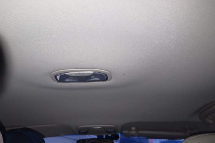 Used Geely Auto Emgrand 2018 1.5L Manual Luxury Model Headliner