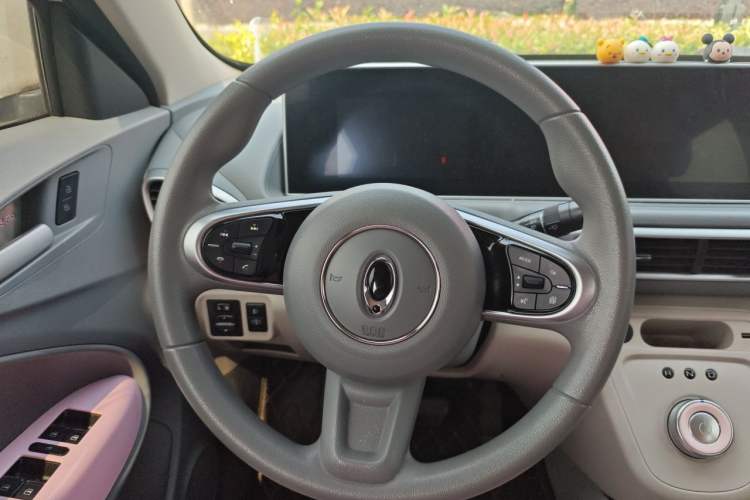 Used ORA White Cat 2022 Upgraded Model 305km Range Luxury Version Lithium-Ion Battery