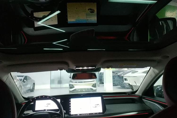 Used XPeng P7 2023 P7i 610 Max Performance Edition