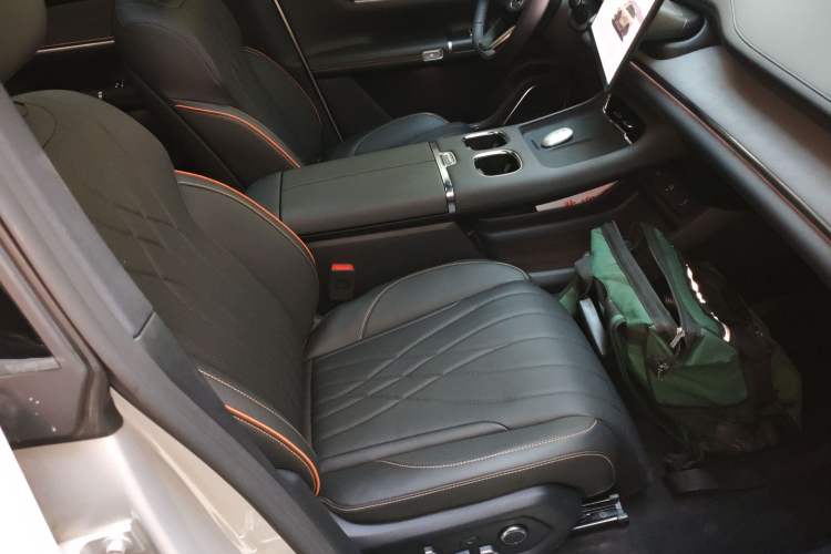 Used CHANGAN NEVO Q07 2025 215 Prestige Edition
