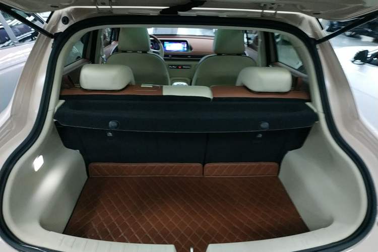 Used ORA Good Cat 2021 400km Standard Range Venus Edition Lithium Iron Phosphate