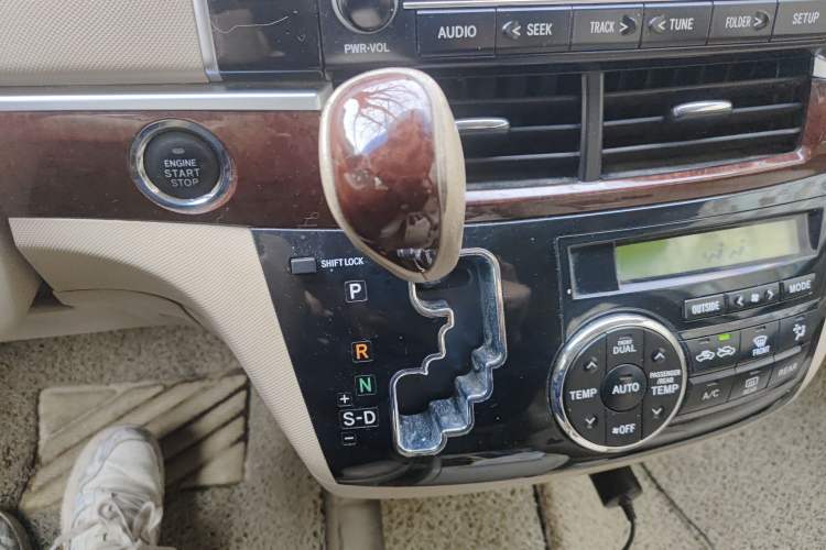 Used Toyota Previa 2012 3.5L 7-Seater Luxury Version