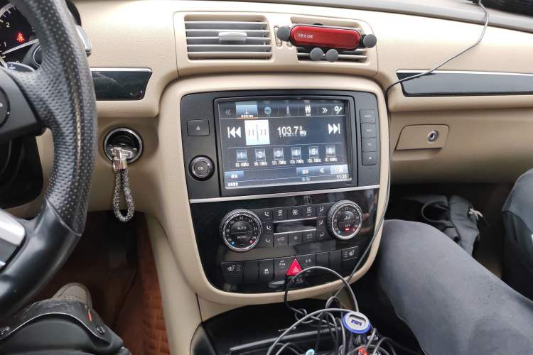 Used Mercedes-Benz R-Class 2017 R 320 4MATIC Luxury Collection Edition
