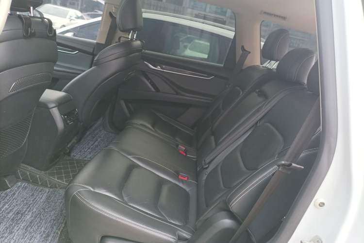 Used SAIC MAXUS D90 2017 2.0T Manual Two-Wheel Drive Mars Base Edition