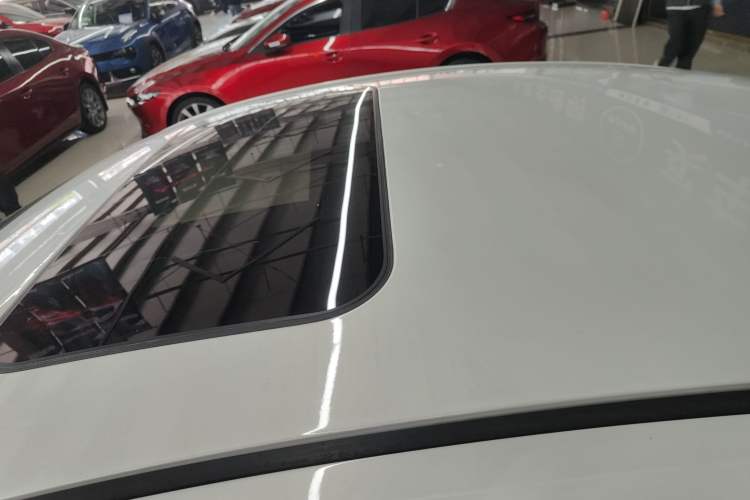 Used Mazda Atenza 2021 2.5L Blue Sky Prestige Edition Roof