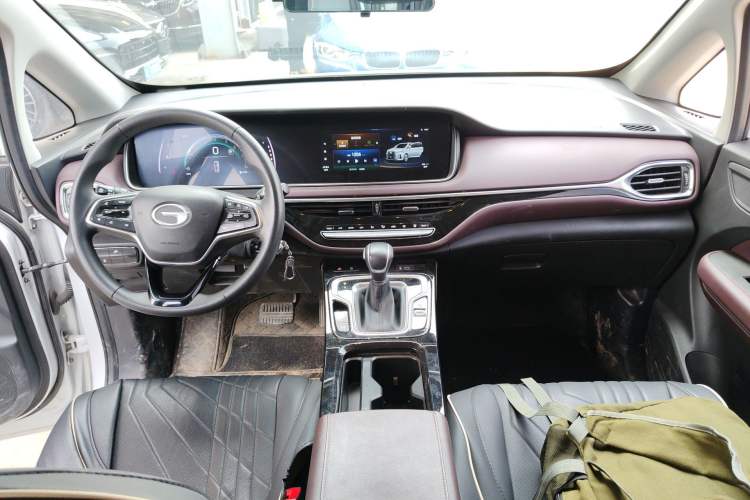 Used GAC Trumpchi M6 2023 PRO 270T DCT Elite Edition Center Console