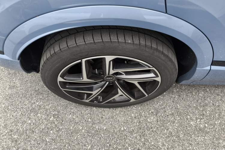 Used Audi Q6L e-tron 2026 First Launch Navigation Edition
