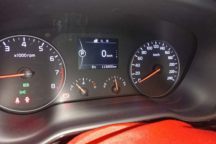 Used Kia K4 2015 1.8L Automatic GLS Special Odometer Close Up