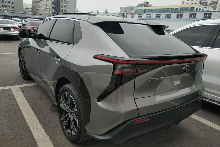 Used Toyota GAC bZ4X 2022 X-MODE Four-Wheel Drive Pro Exterior 2