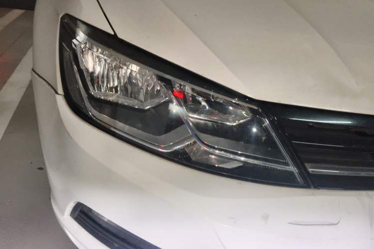 Used Volkswagen Lamando 2015 230TSI DSG Fashion Edition