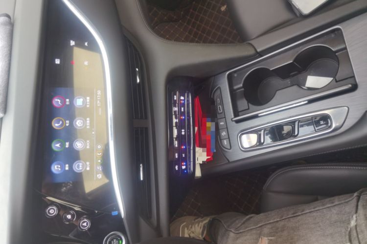 Used Buick Enclave 2022 652T Two-Wheel-Drive Prestige 7-Seater Audio And AC Panel