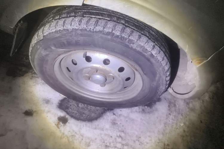 Used Wuling Rongguang 2011 1.2L Base Version
