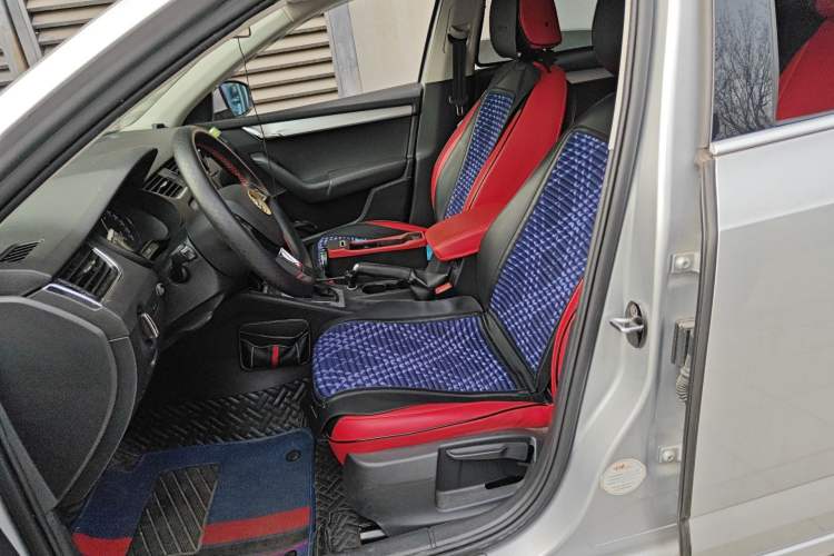 Used Skoda Octavia 2017 1.6L Automatic Chuanxing Edition
