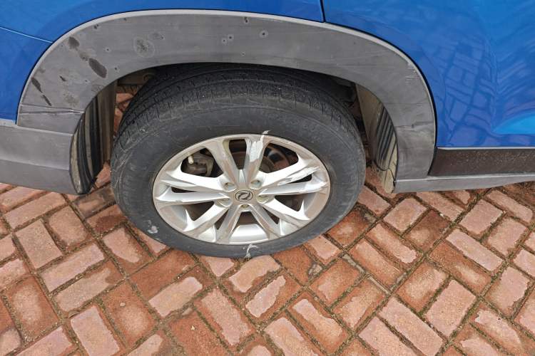 Used Dongfeng Fengon S560 2018 1.8L CVT Elite Model 7 Seats Right Rear Wheel Hub