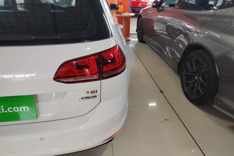 Used Volkswagen Golf 2014 1.4TSI Luxury Travel Edition
