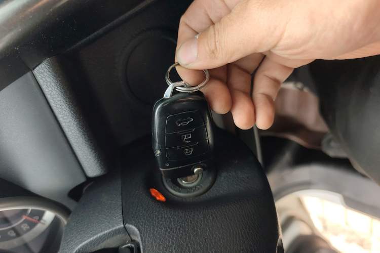 Used Bestune X80 2016 2.0L manual Comfort trim level
