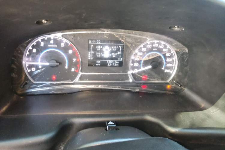 Used JMC Transit 2021 2.8T Space King Standard Version Short Wheelbase Mid-Height Roof 6-Seater Diesel Euro VI JX493