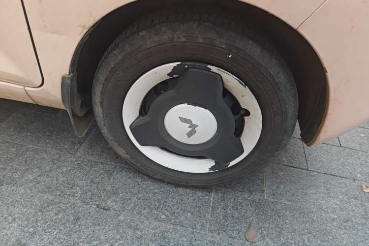 Used Wuling Hongguang MINIEV 2022 Macaron Premium Model – Lithium Iron Phosphate