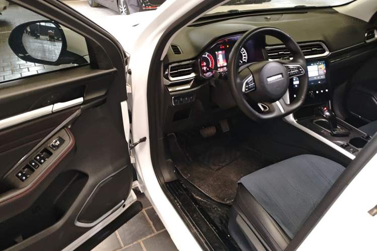 Used Haval F5 2020 1.5T DCT Type I Driver Seat