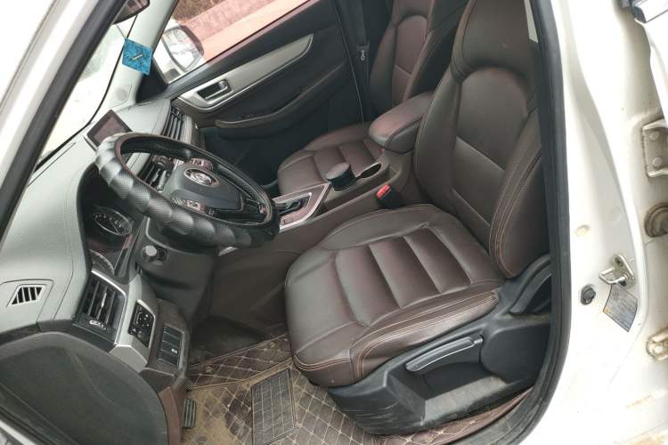 Used FORTHING Joyear X5 2017 Jingxiang Series 1.5T CVT Luxury Model Left Front Seat