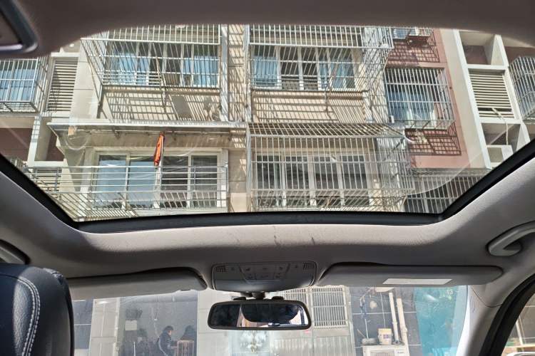 Used Mercedes-Benz C-Class 2015 C 200 L