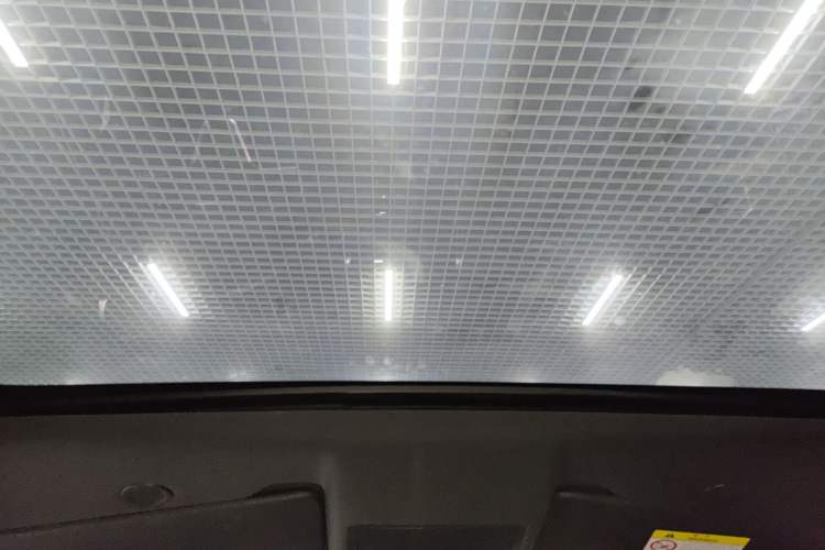 Used Land Rover Discovery Sport New Energy 2022 Facelifted P300e Plug-in Hybrid Electric Version
