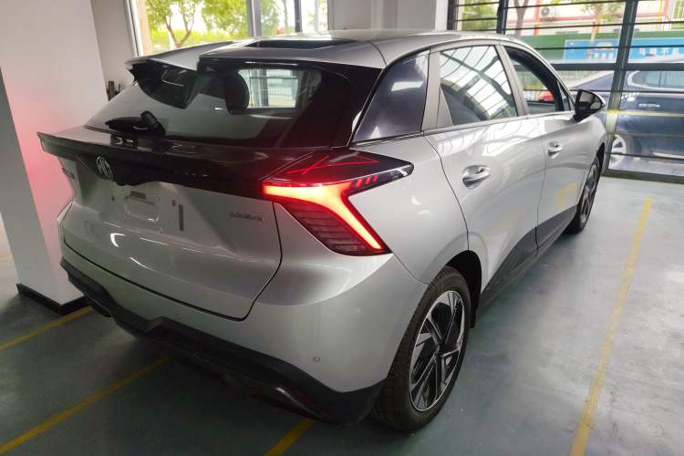 Used MG 4 EV 2023 415 km Range Sea-Faring Champion Edition