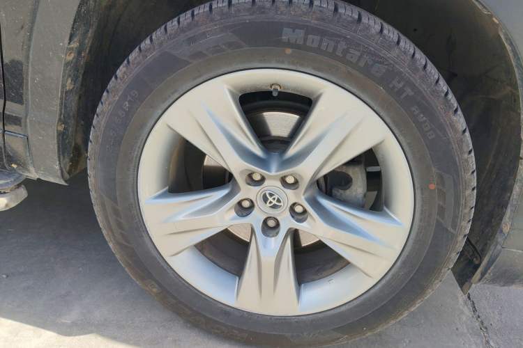 Used Toyota Highlander 2015 2.0T Four-Wheel Drive Luxury Edition 7-Seater
