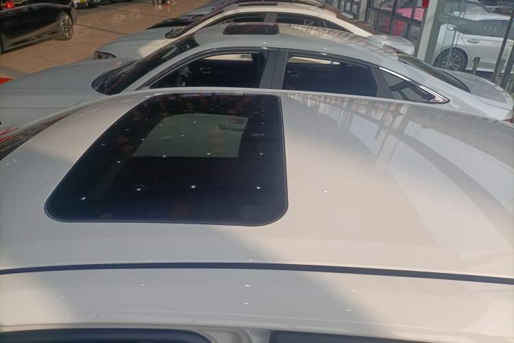 Used Toyota Corolla 2024 1.8L Smart Electric Hybrid Dual-Engine Elite Edition