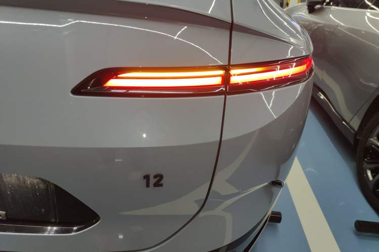 Used Avatr 12 2023 650 Three-Laser Four-Wheel Drive Performance Edition
