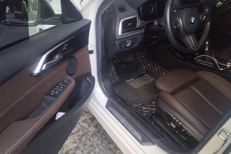 Used BMW 1 Series 2019 118i M Sport Package Driver Seat