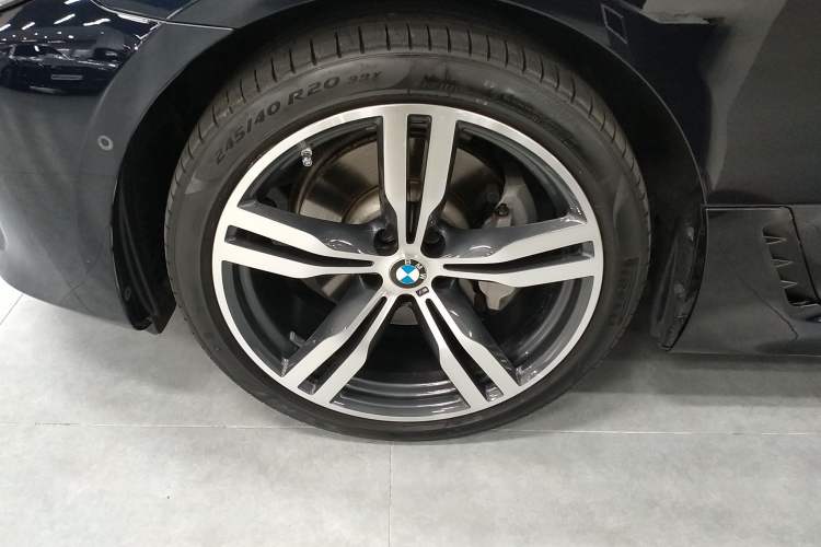 Used BMW 6 Series GT 2021 Restyled 630i M Sport Package Left Front Wheel Hub