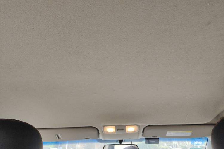 Used Kia K2 2015 Sedan 1.4L MT GLS