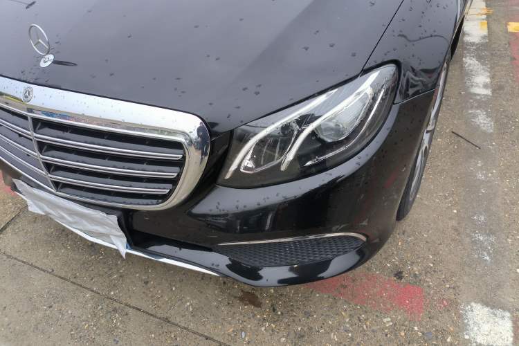 Used Mercedes-Benz E-Class 2020 E 260 L
