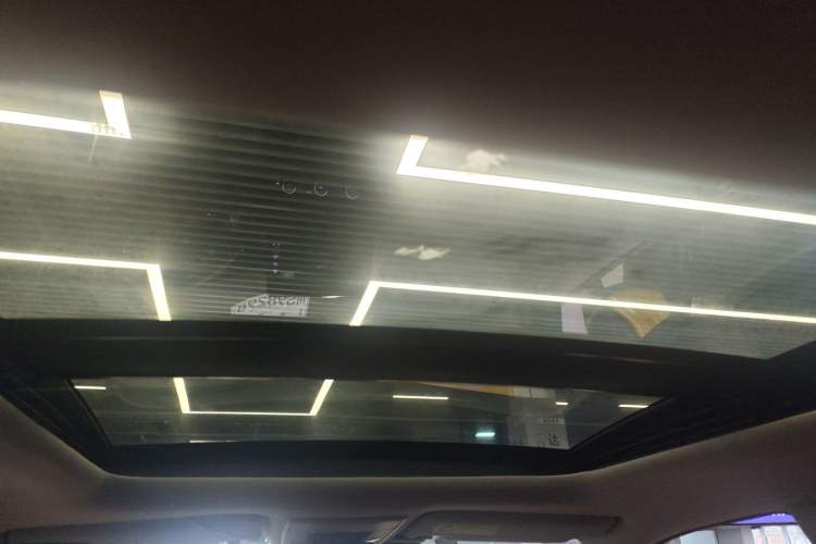 Used Honda ZR-V 2022 1.5T CVT Deluxe Edition Headliner