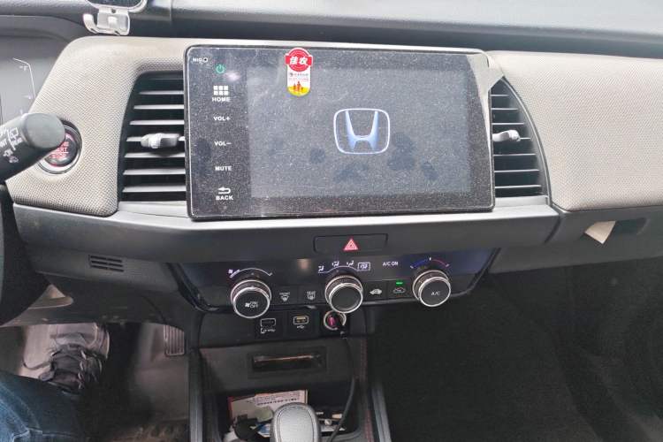 Used Honda LIFE 2021 1.5L CVT CRO-S Fun Edition
